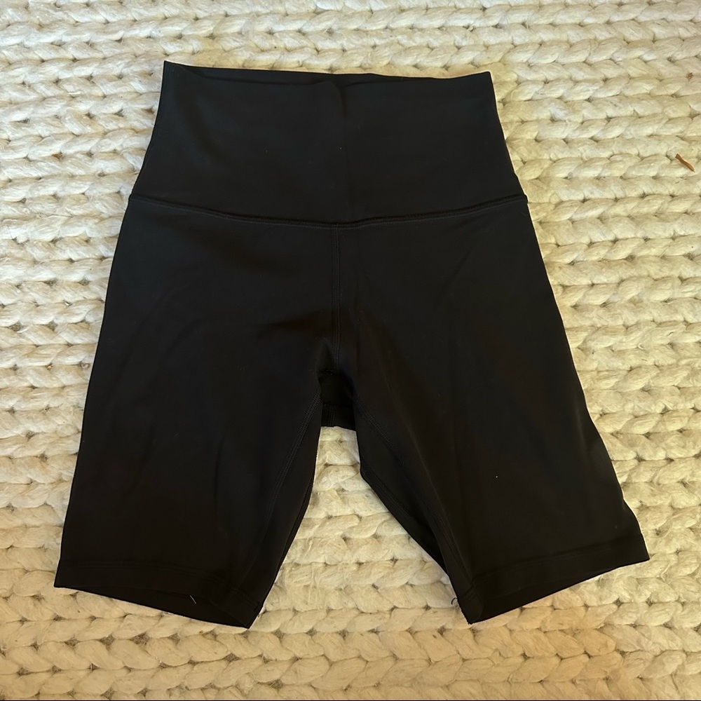 Lululemon align high rise 6” biker shorts size 4